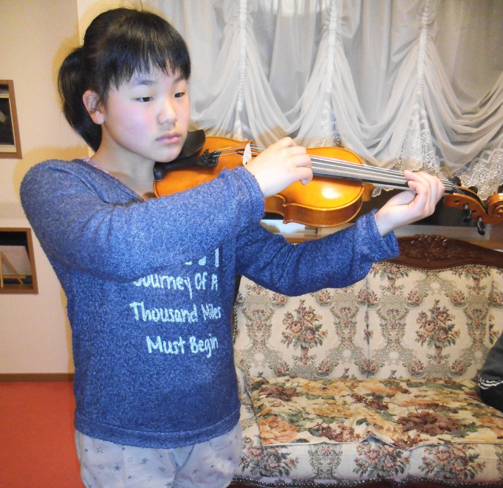 バイオリン と ピアノ どちらを習うかで悩む方へ 音楽教室 スウォナーレ